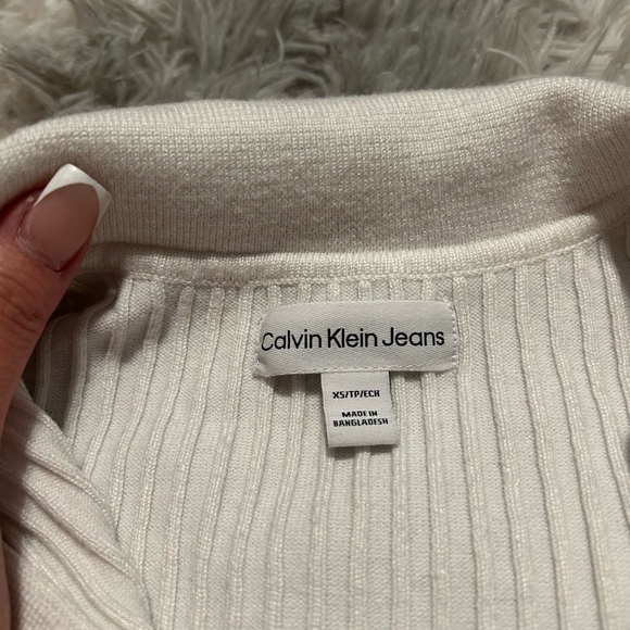 Calvin Klein Top - Picture 2 of 3